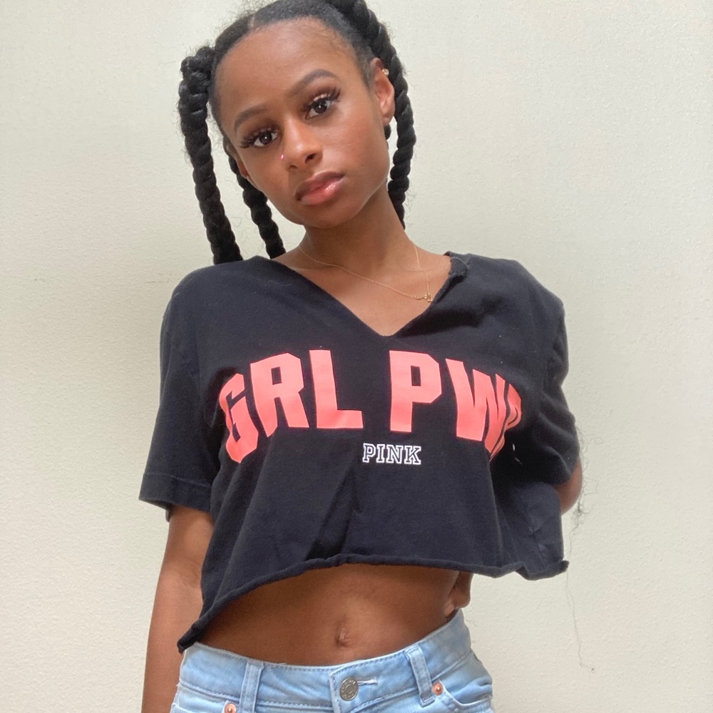 Girl power black and pink cropped VS PINK tee